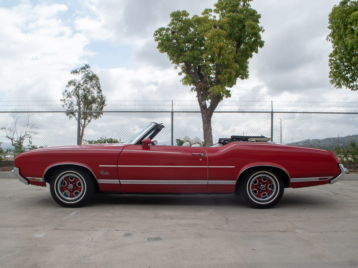 1971 Red Oldsmobile Cutlass Convertible 0992