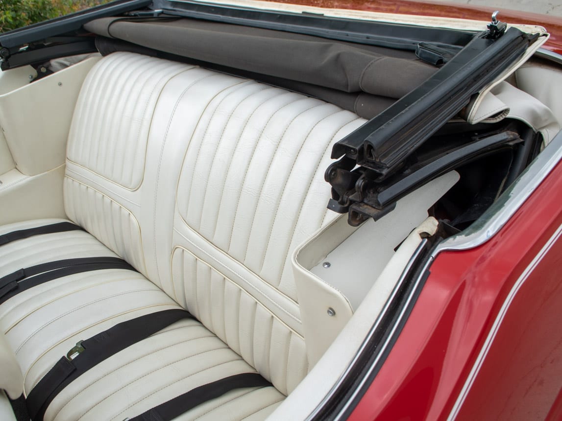 1971 Red Oldsmobile Cutlass Convertible 1009