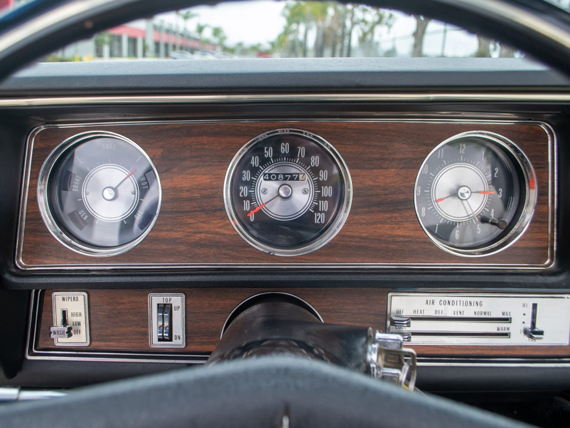 1971 Red Oldsmobile Cutlass Convertible 1010