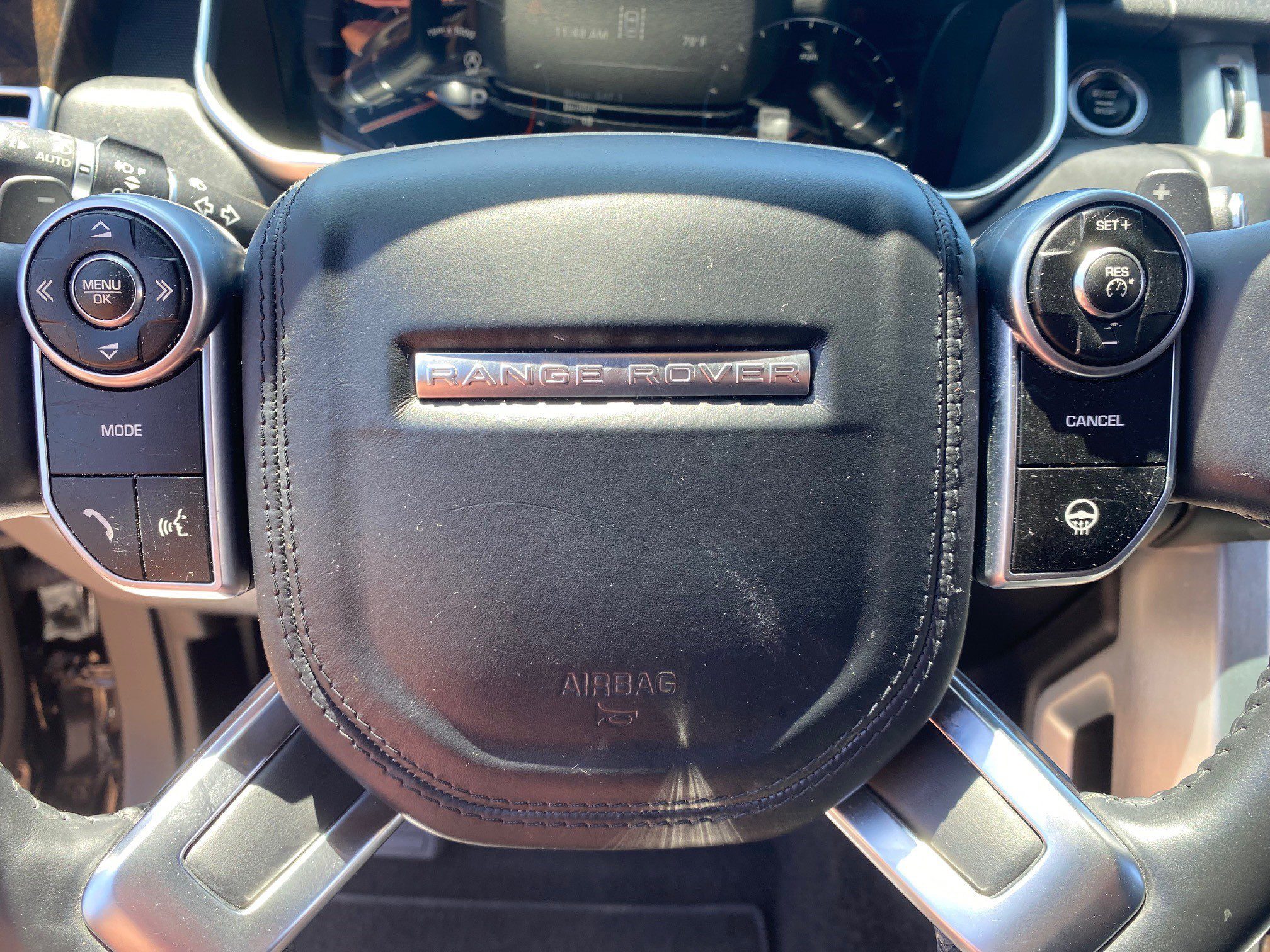 14 Black Range Rover 9