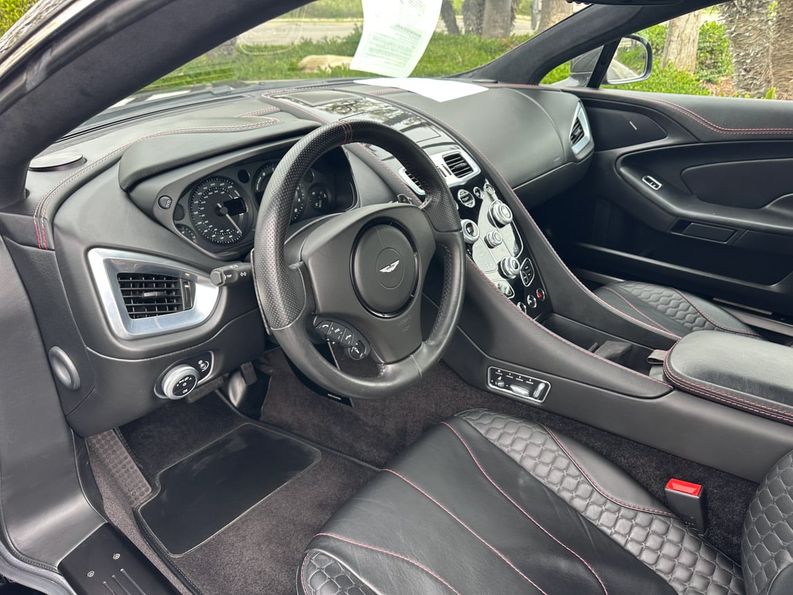 2016 Black Aston Martin Vanquish 4242