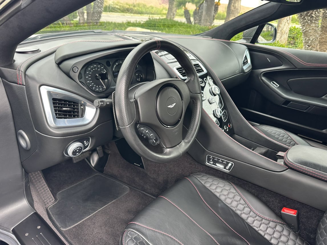 2016 Black Aston Martin Vanquish 4251