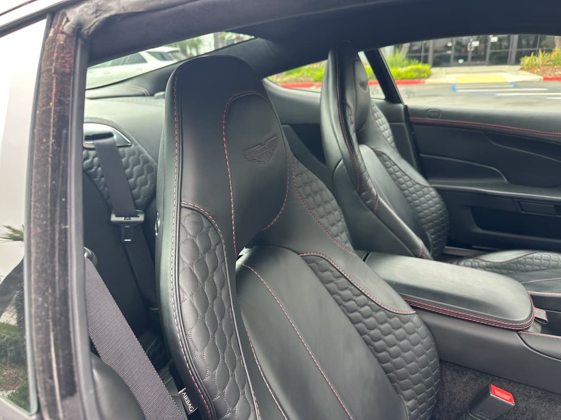 2016 Black Aston Martin Vanquish 4255