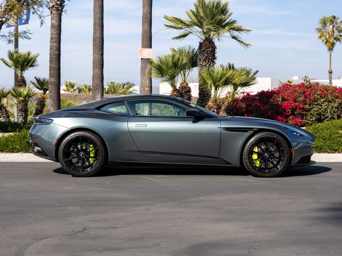 3 25 Aston DB11 (10 of 112)