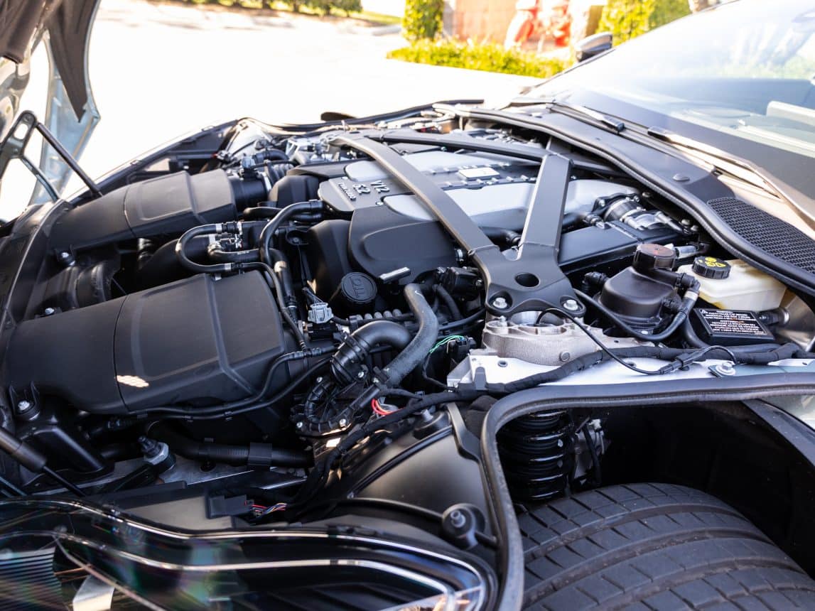 3 25 Aston DB11 (101 of 112)