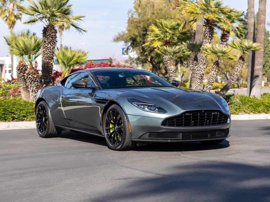 3 25 Aston DB11 (15 of 112)