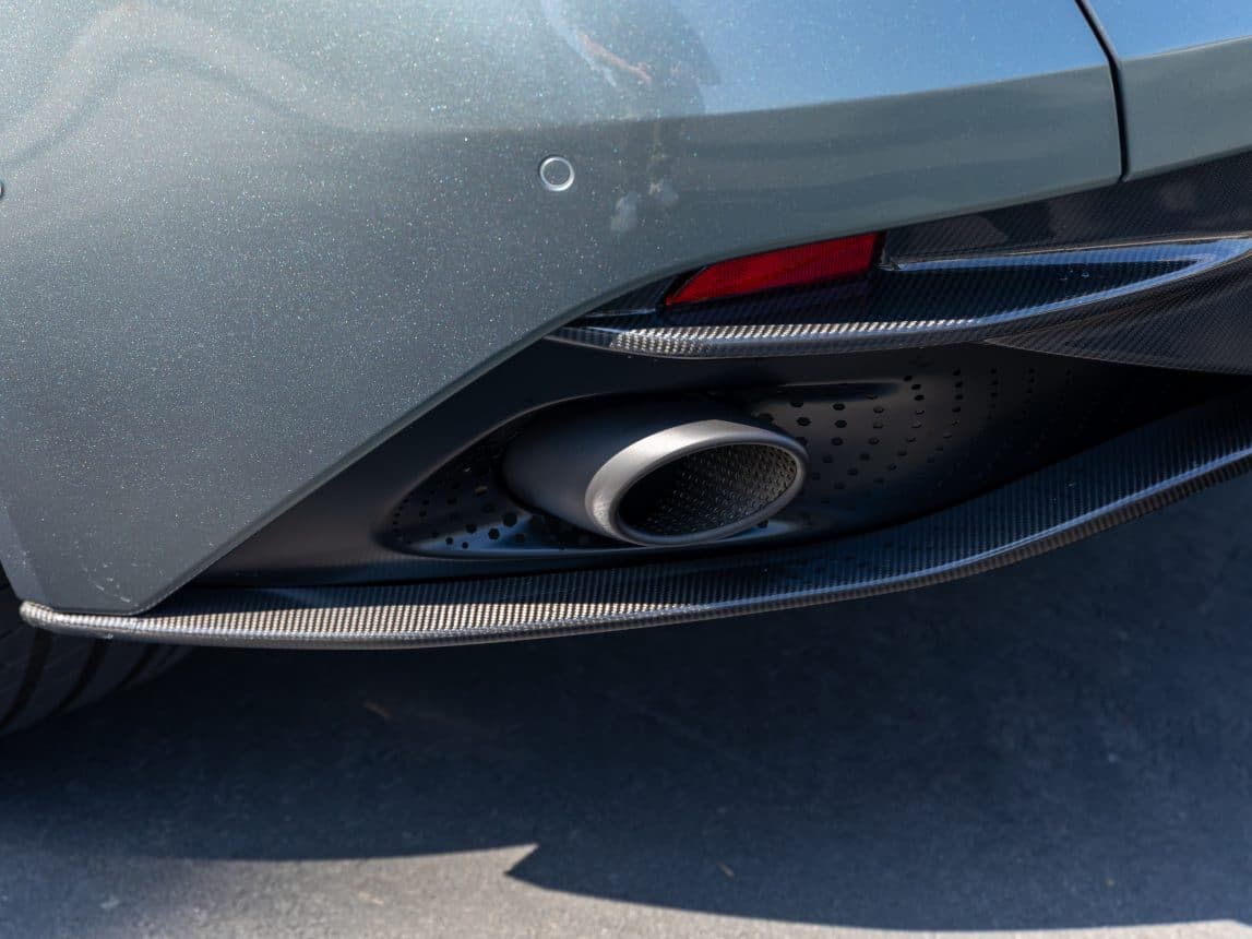 3 25 Aston DB11 (50 of 112)