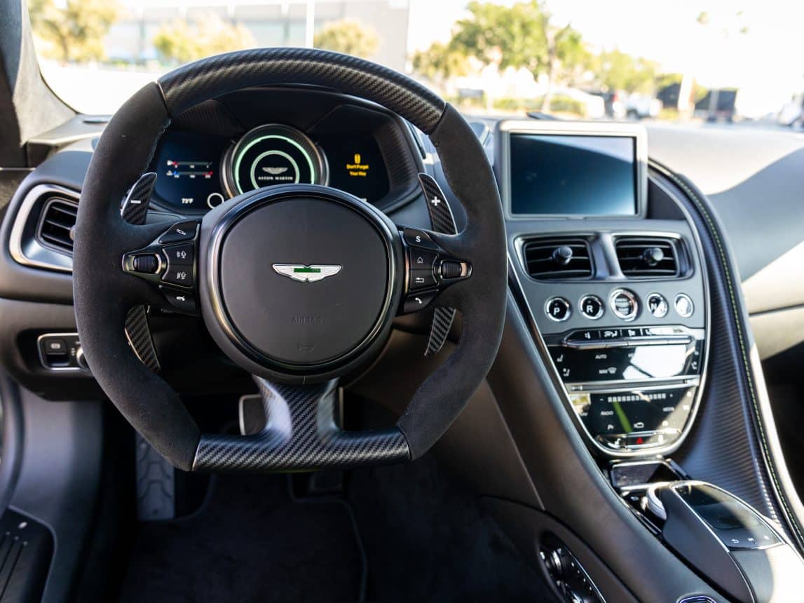 3 25 Aston DB11 (55 of 112)