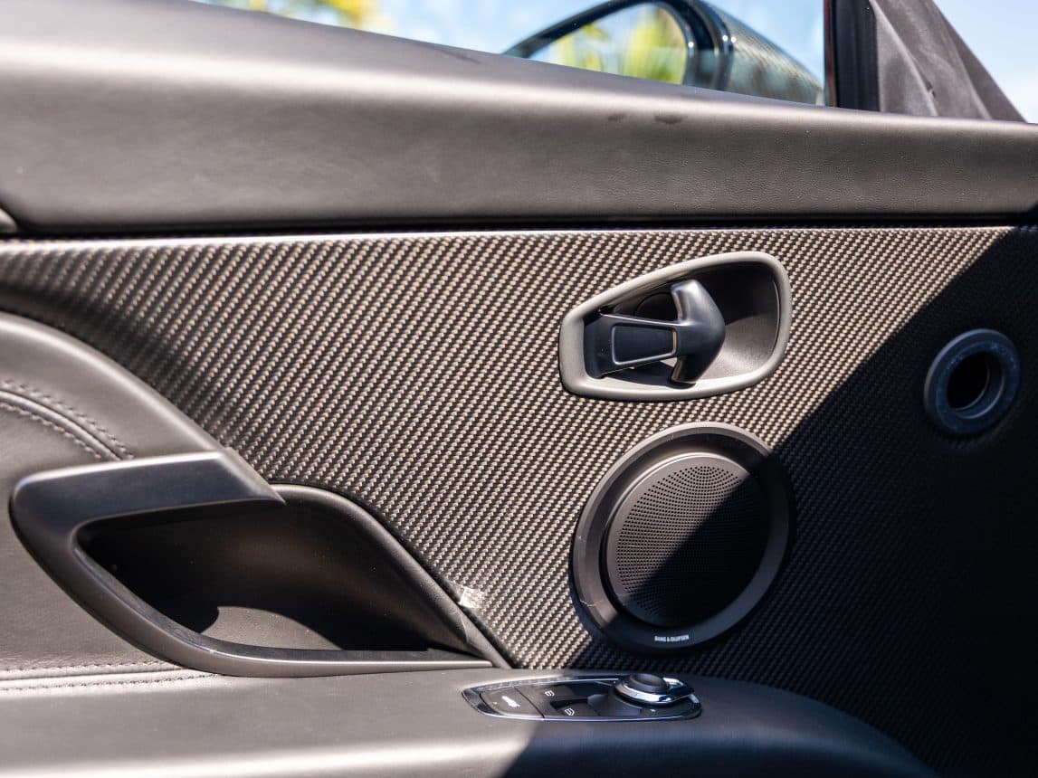 3 25 Aston DB11 (70 of 112)