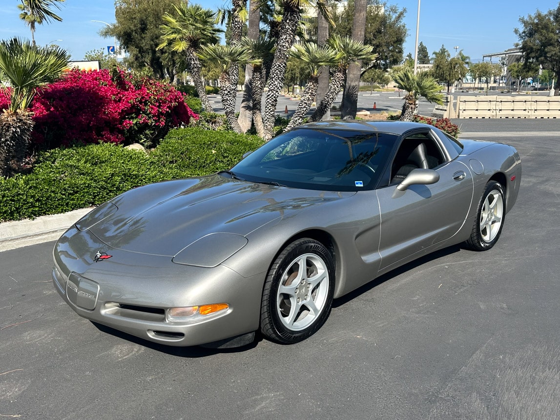 2000 Pewter Corvette Coupe 5168