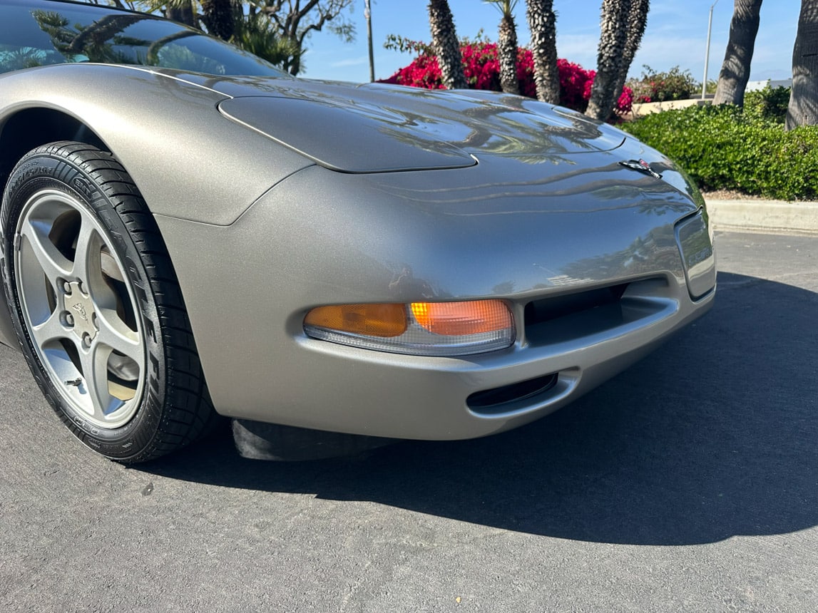 2000 Pewter Corvette Coupe 5180