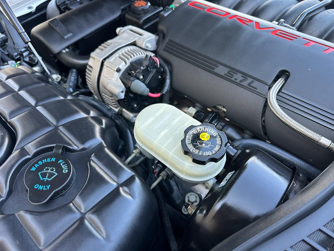 2000 Pewter Corvette Coupe 5200