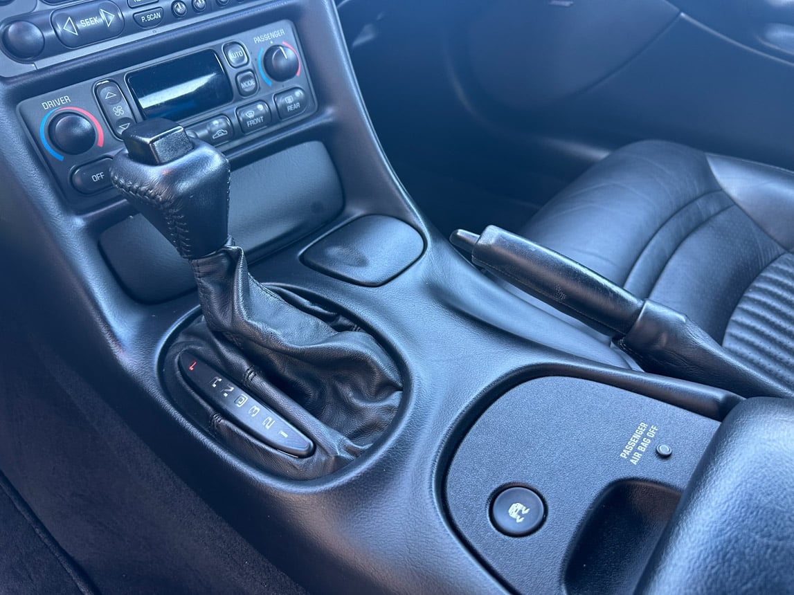 2000 Pewter Corvette Coupe 5211