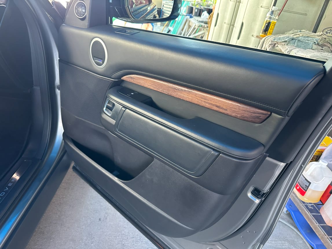 2017 Land Rover Discovery 4725