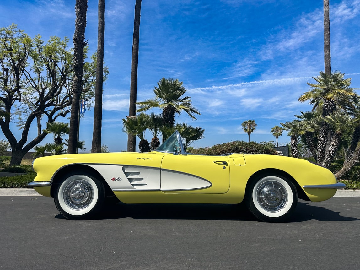 1958 Panama Yellow Corvette 6094