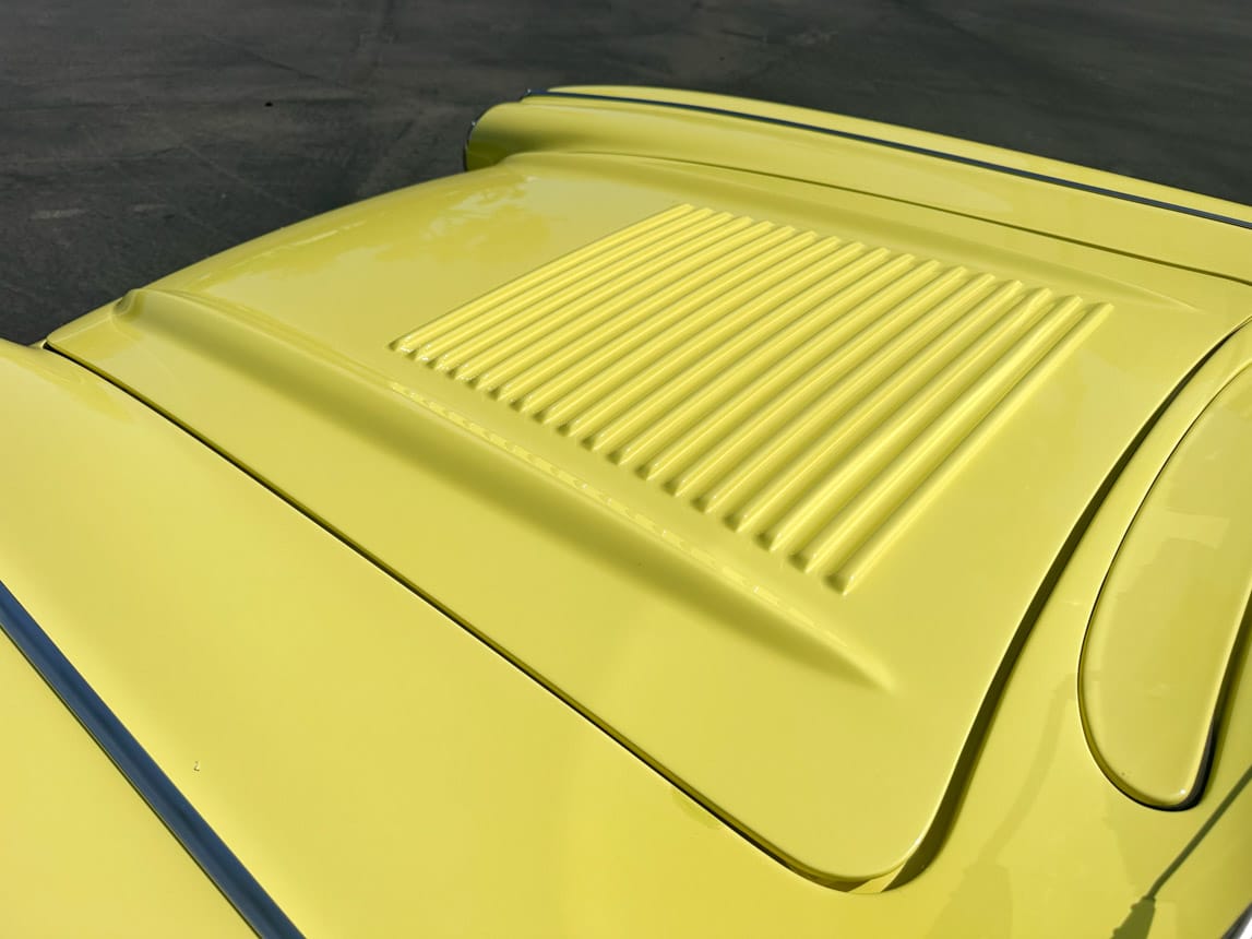 1958 Panama Yellow Corvette 6105