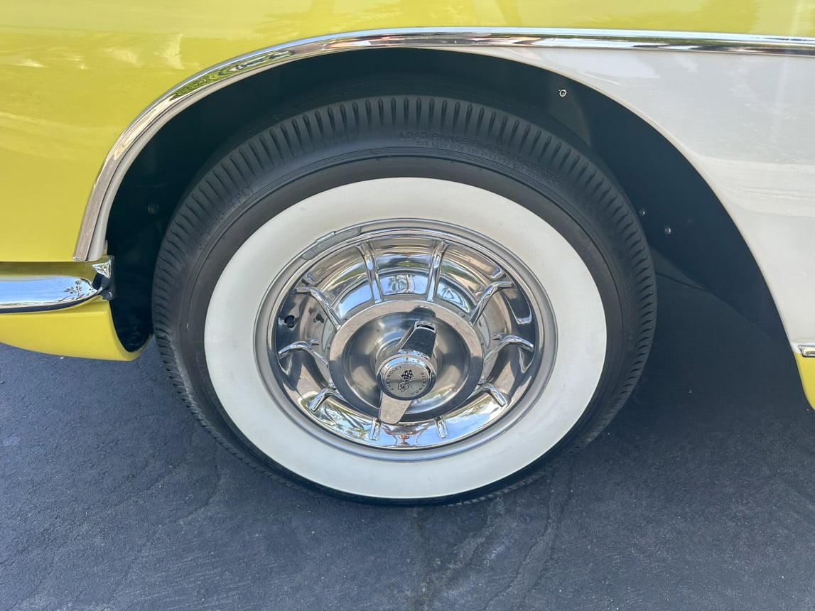 1958 Panama Yellow Corvette 6108