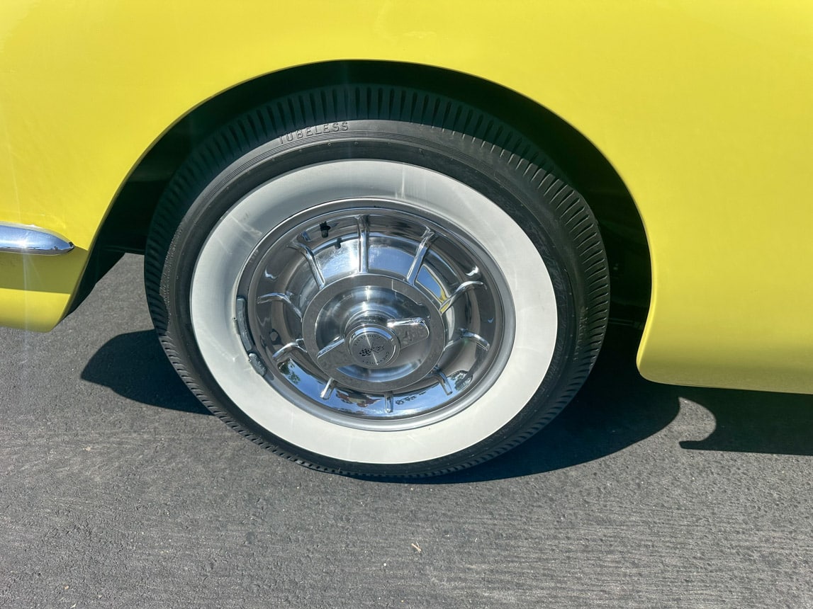 1958 Panama Yellow Corvette 6110
