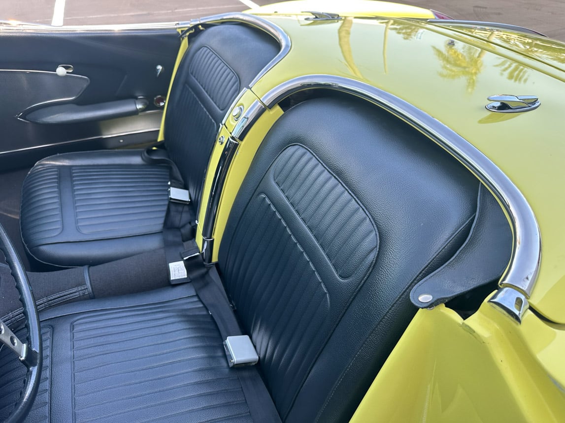 1958 Panama Yellow Corvette 6117