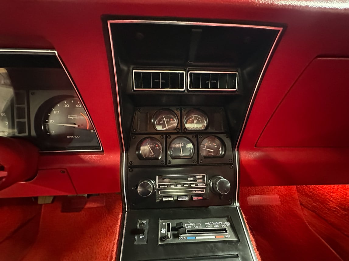 1981 Red Corvette Coupe 5811