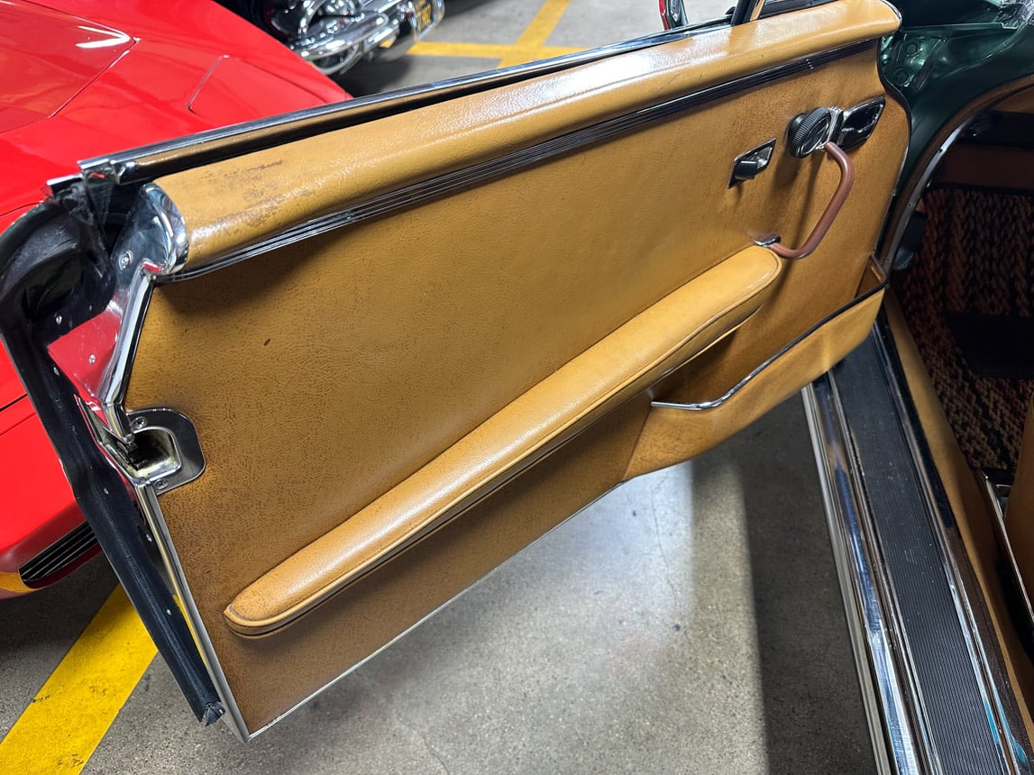 1971 Green Mercedas Benz 280SE 7543