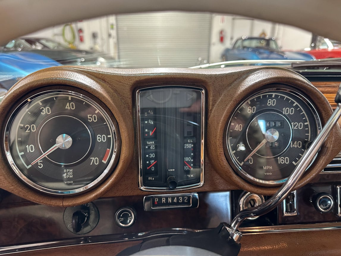 1971 Green Mercedas Benz 280SE 7547