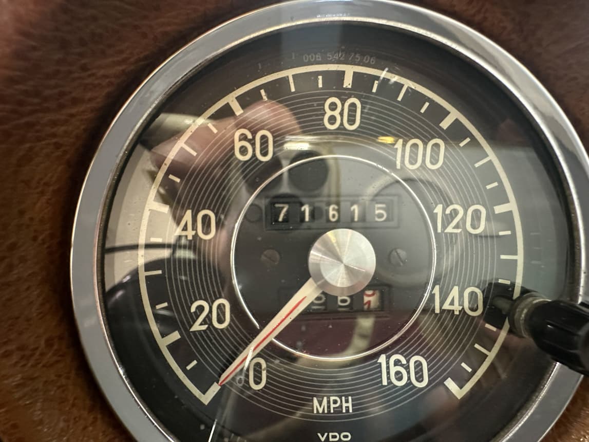 1971 Green Mercedas Benz 280SE 7548