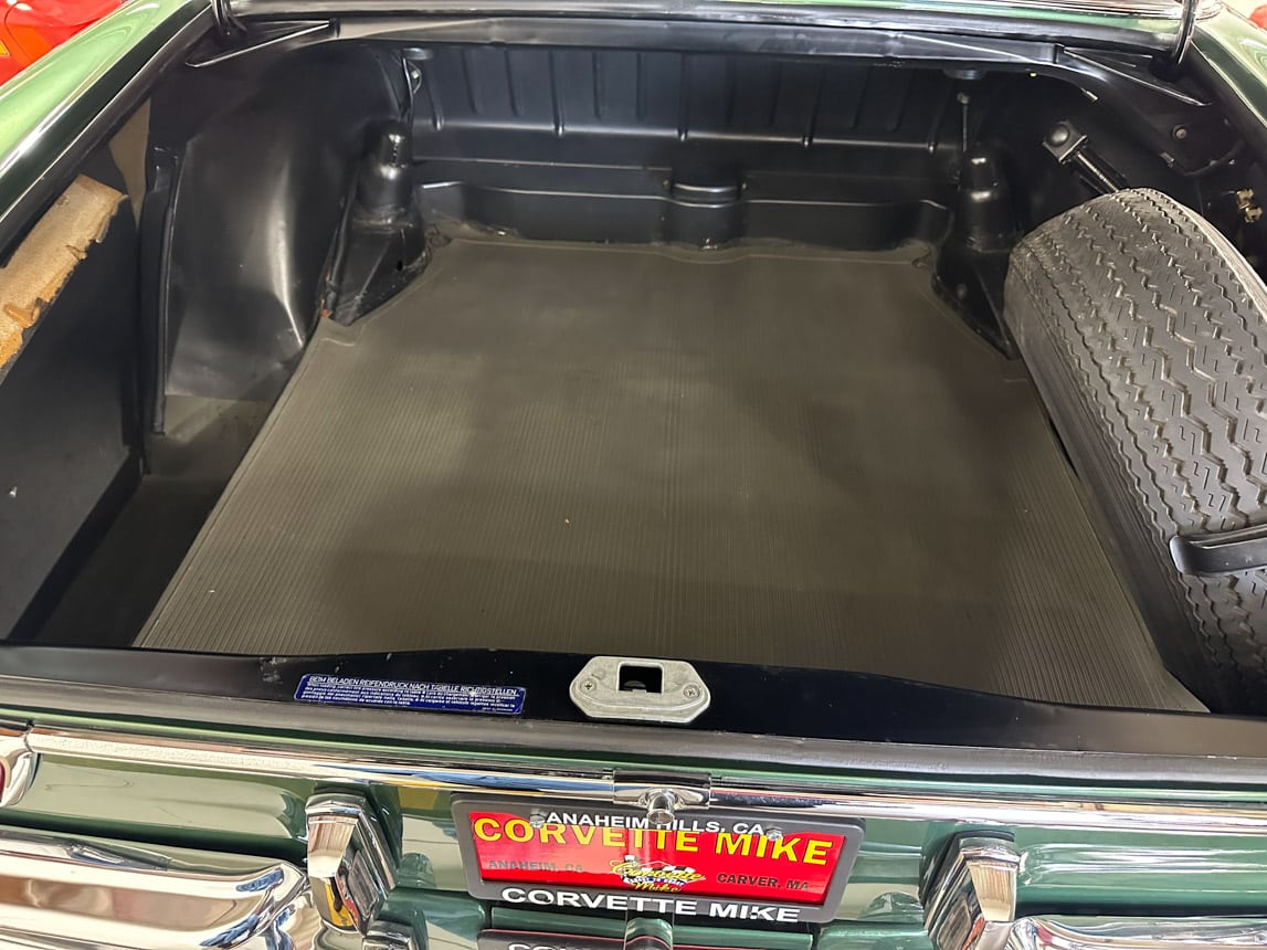 1971 Green Mercedas Benz 280SE 7560