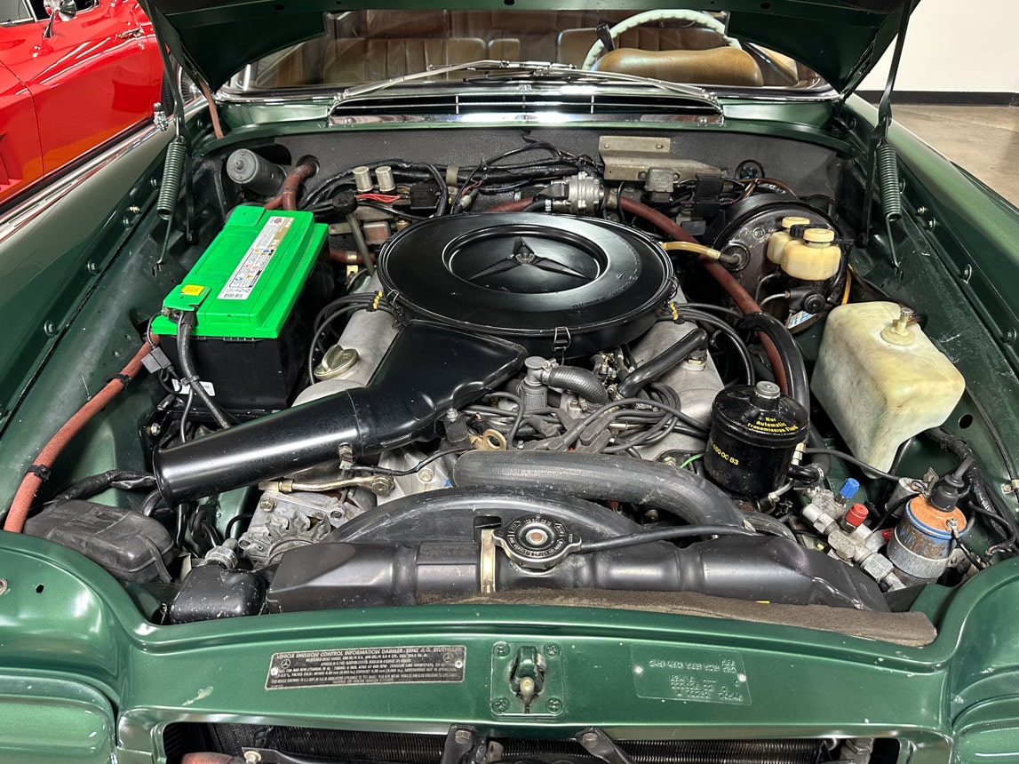 1971 Green Mercedas Benz 280SE 7568