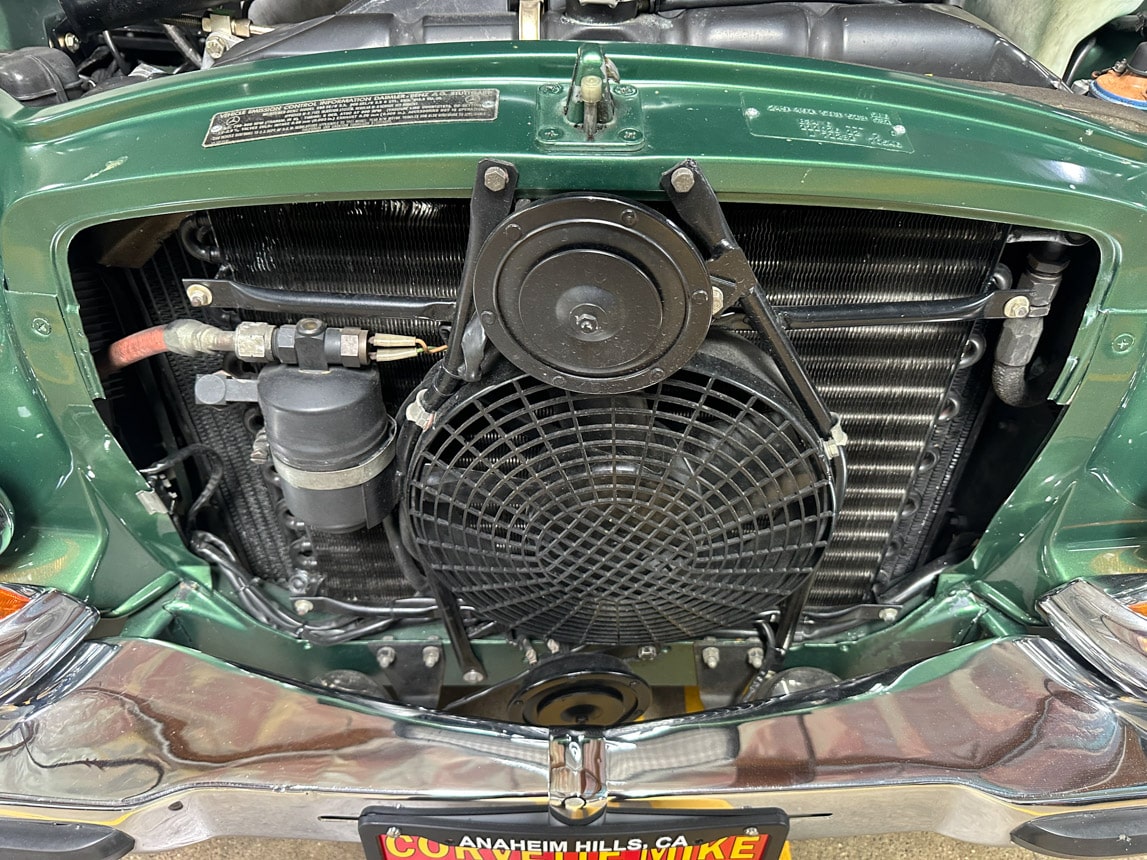 1971 Green Mercedas Benz 280SE 7573