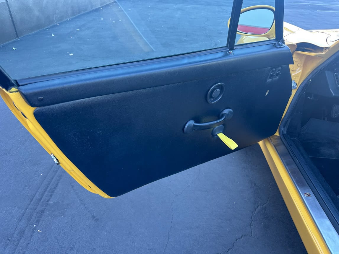 1975 Porsche 911 7163