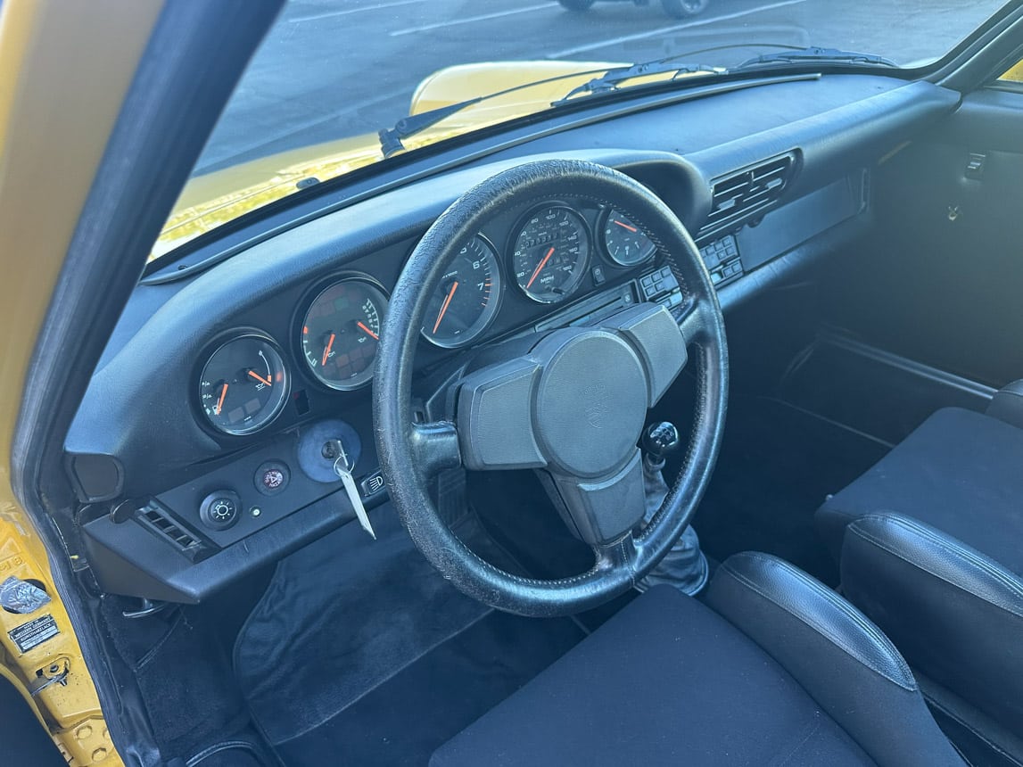 1975 Porsche 911 7167
