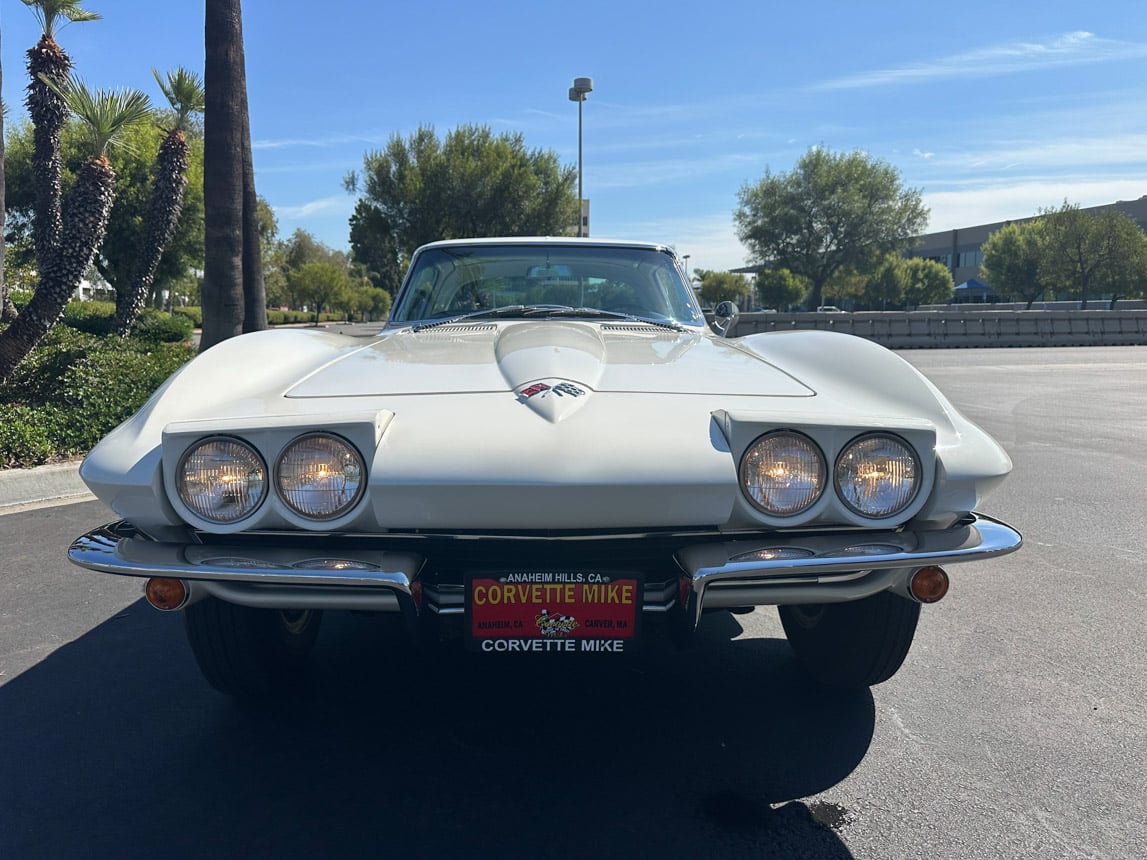1965 White Corvette Big Tank 350 hp AC 8116