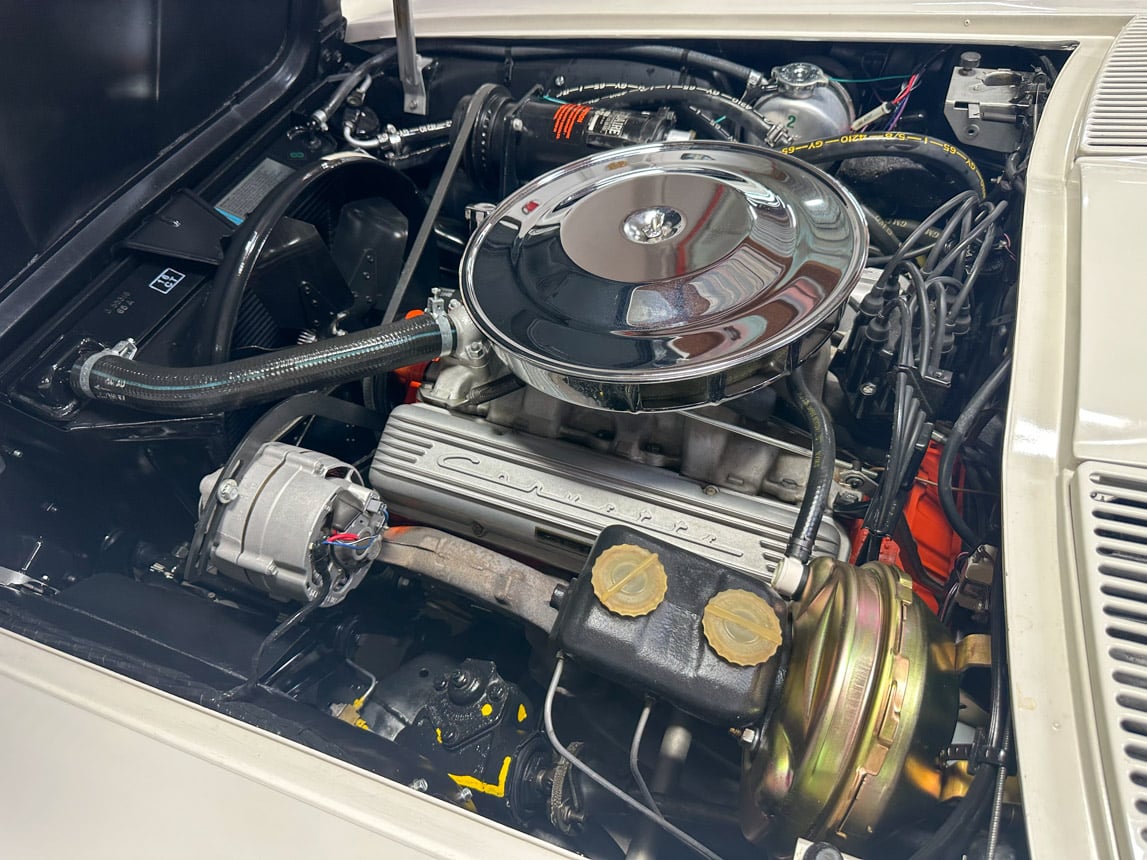 1965 White Corvette Big Tank 350 hp AC 8158