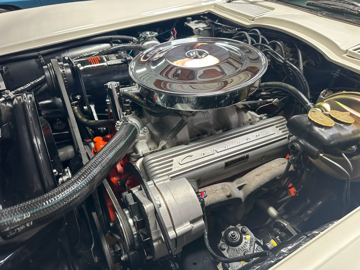 1965 White Corvette Big Tank 350 hp AC 8160