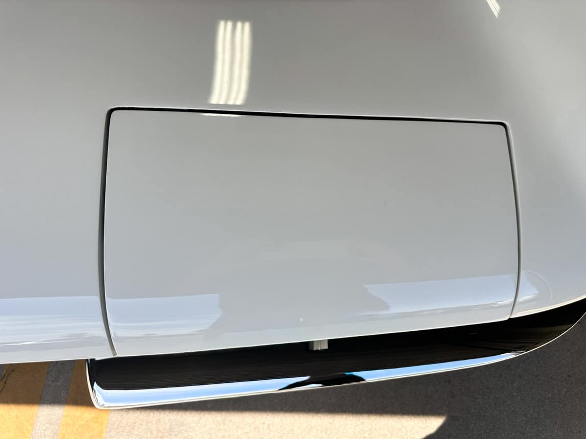 1965 White Corvette Big Tank 350 hp AC 8175