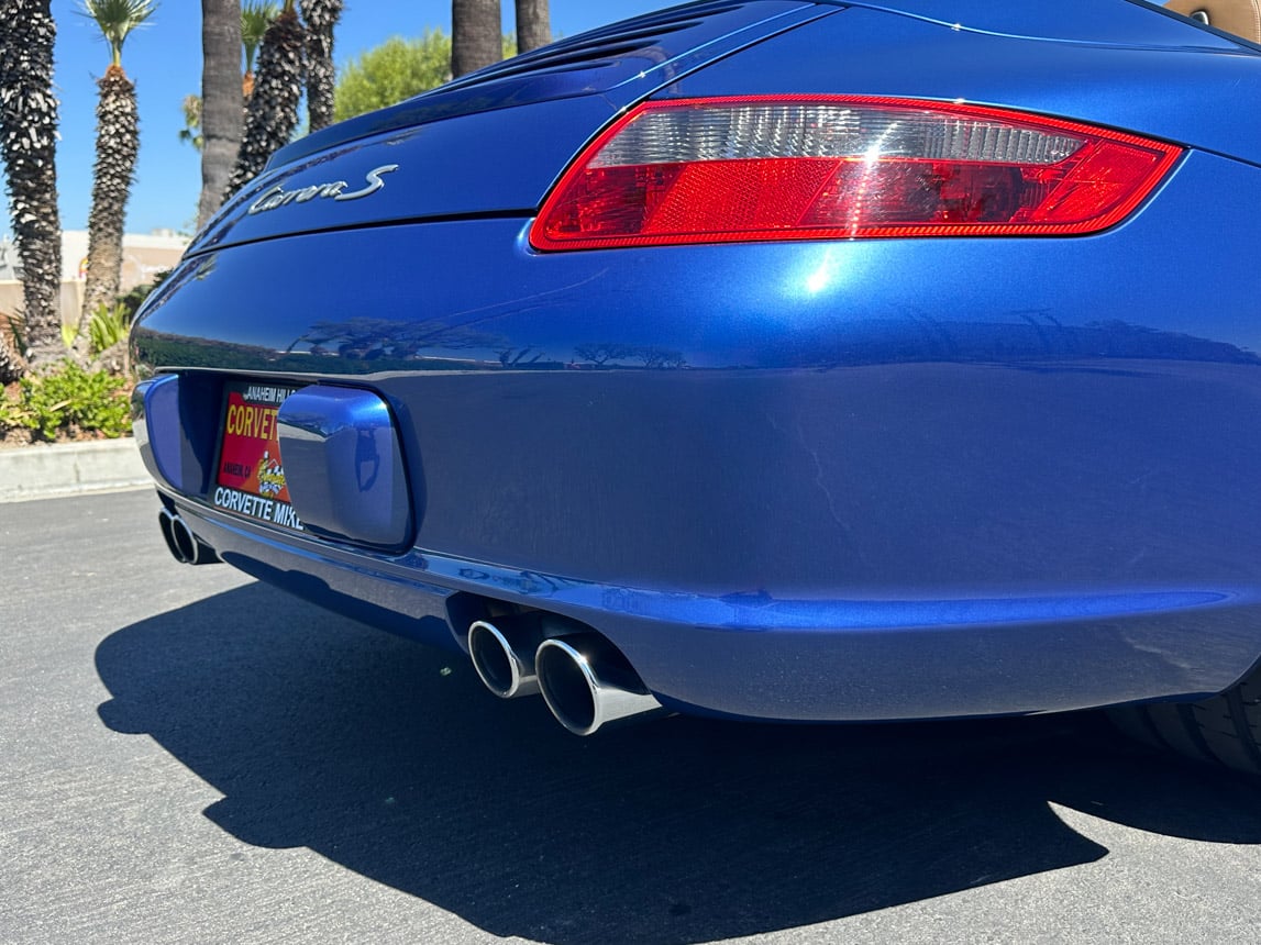 2006 Blue Porsche 911 Cabriolet 7924
