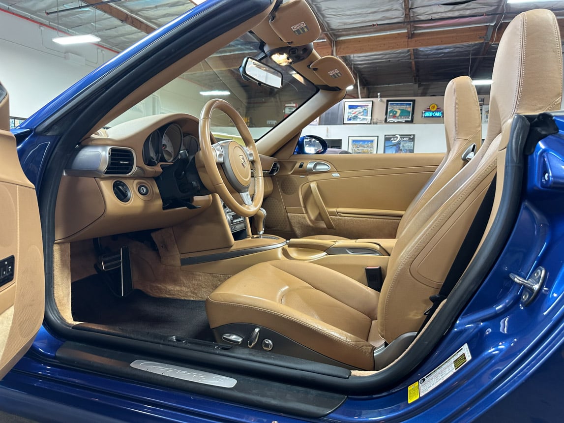 2006 Blue Porsche 911 Cabriolet 7937