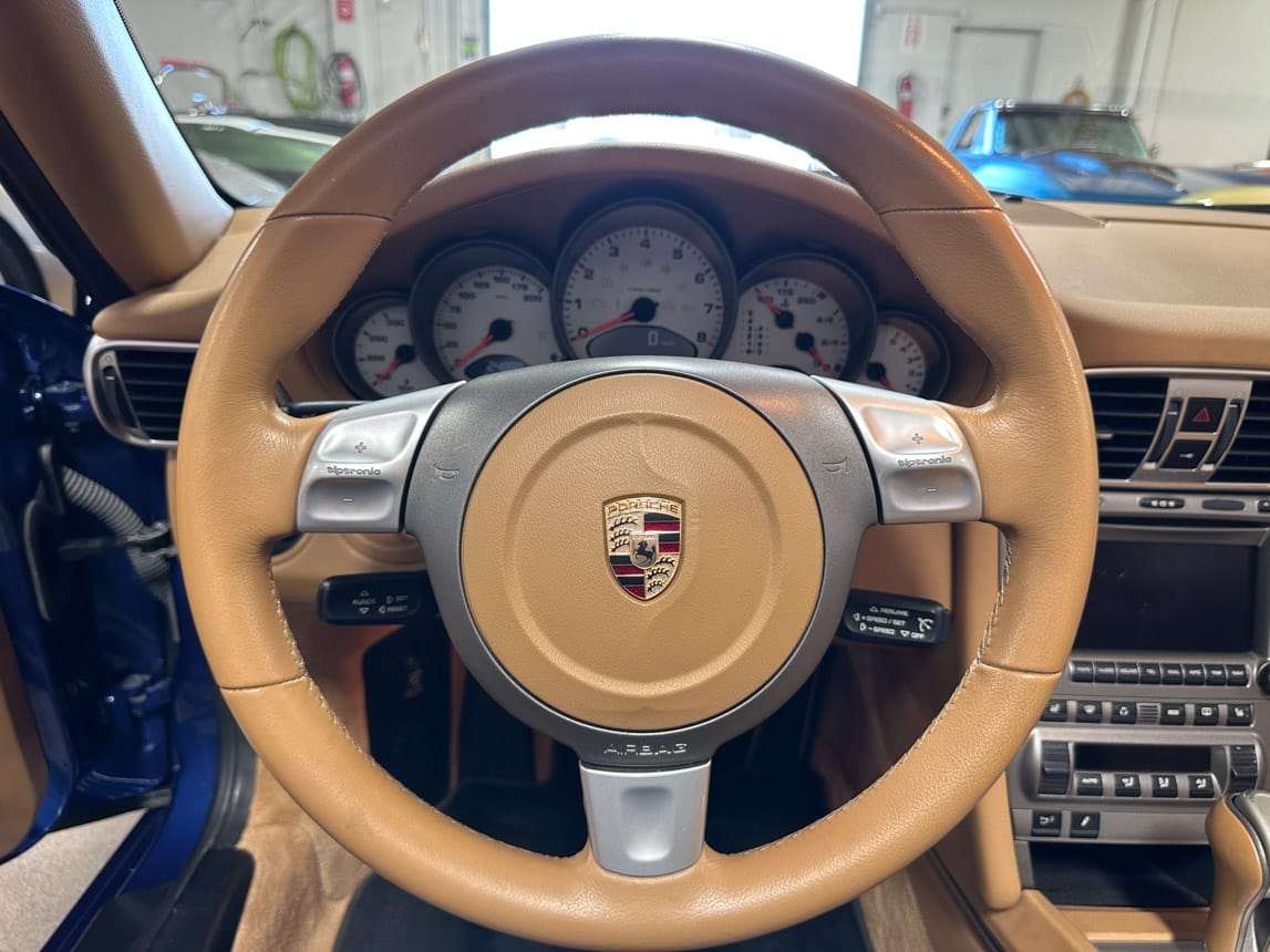 2006 Blue Porsche 911 Cabriolet 7944