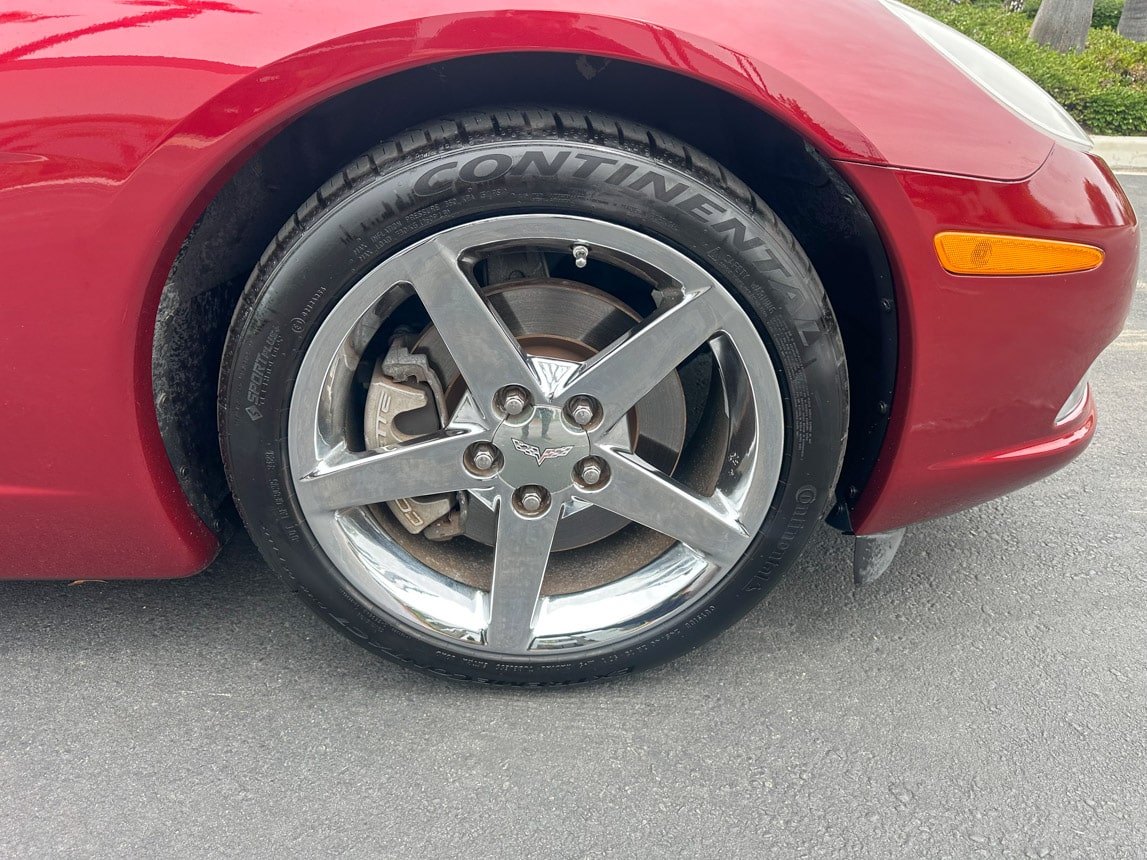 2006 Burgandy Corvette Coupe 7683
