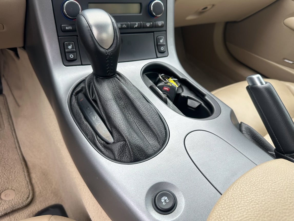 2006 Burgandy Corvette Coupe 7695