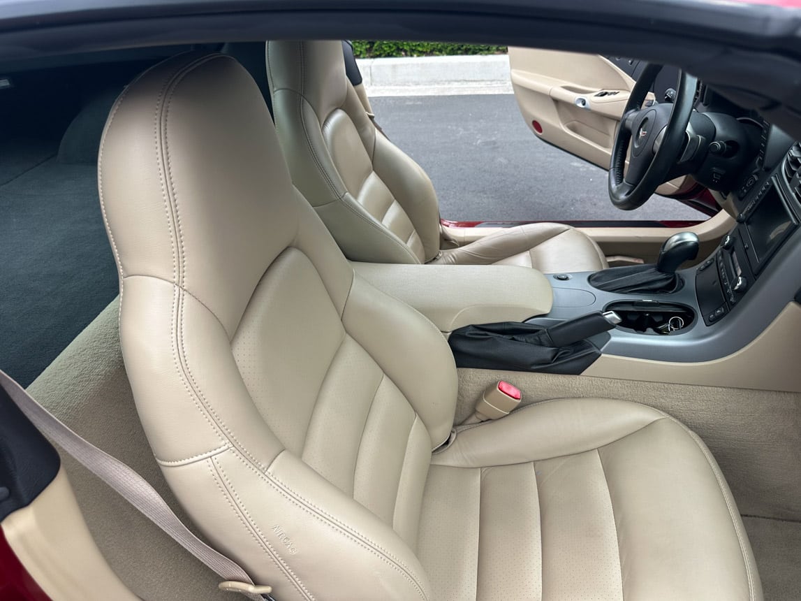 2006 Burgandy Corvette Coupe 7705