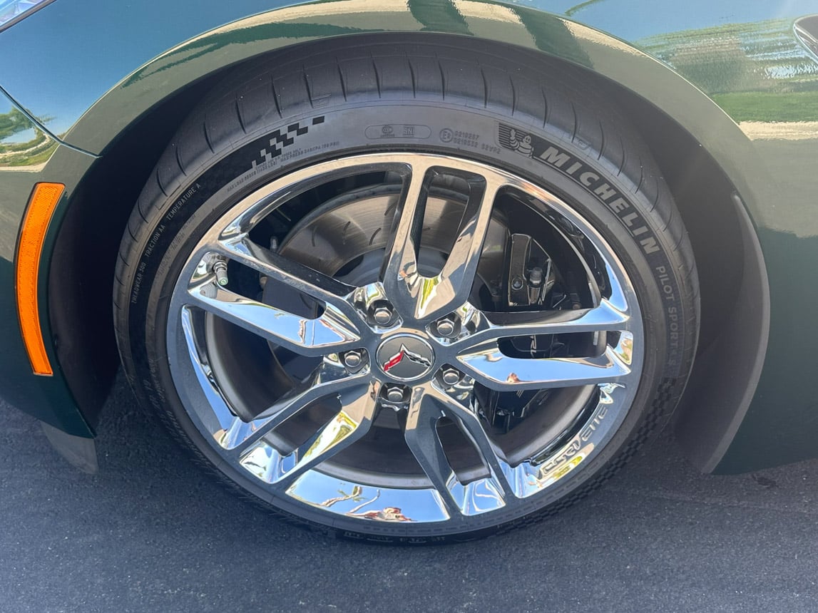 2014 Lime Rock Green Corvette Convertible 8045