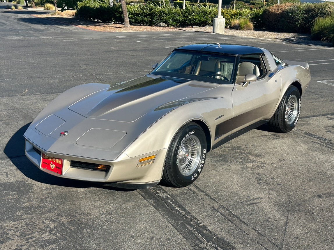 1982 Corvette Collector Edition 8524